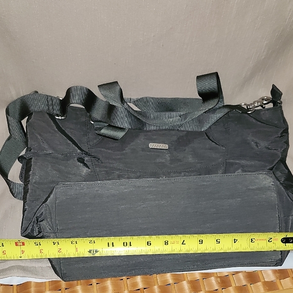 Baggallini Charcoal Tote Travel Laptop Bag - Picture 8 of 10